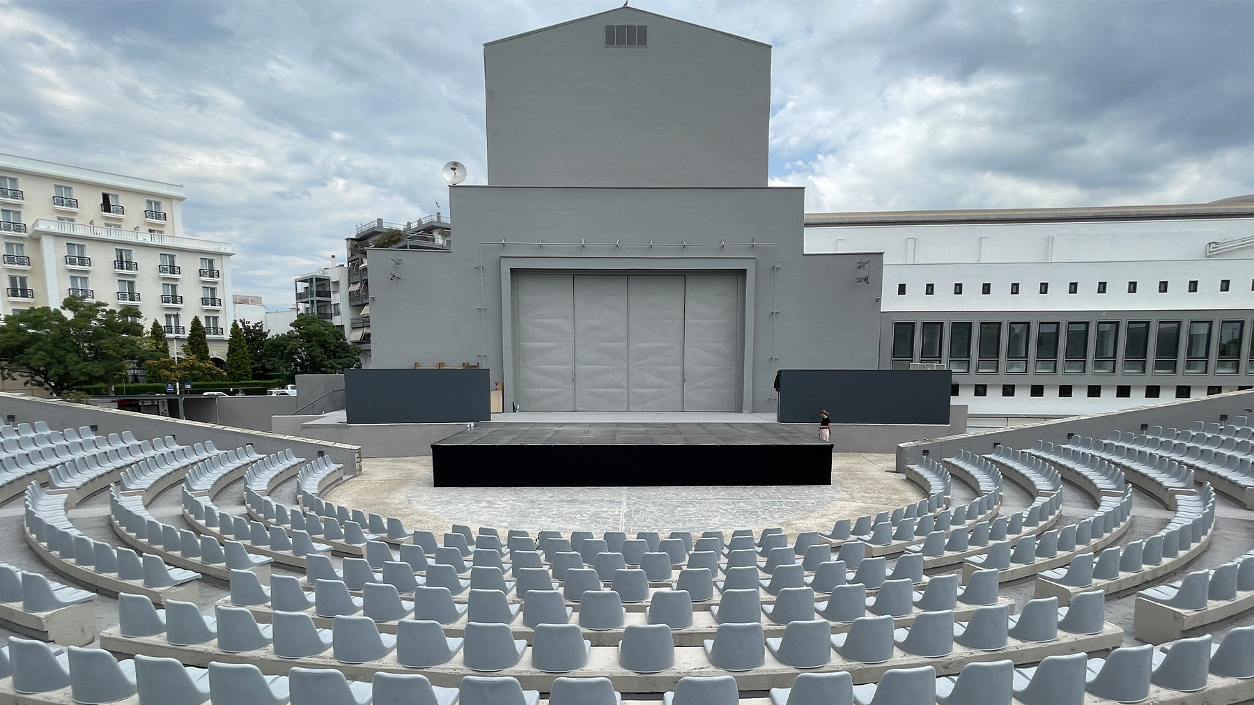 Εγκατάσταση Εξέδρας στο Ανοιχτό Θέατρο Δήμου Βόλου